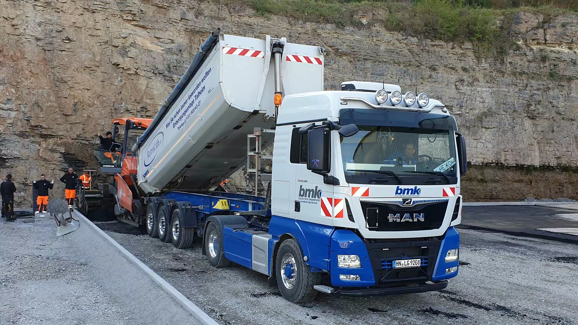 bmk Logistik & Transport Sattelzug mit Thermomulde
